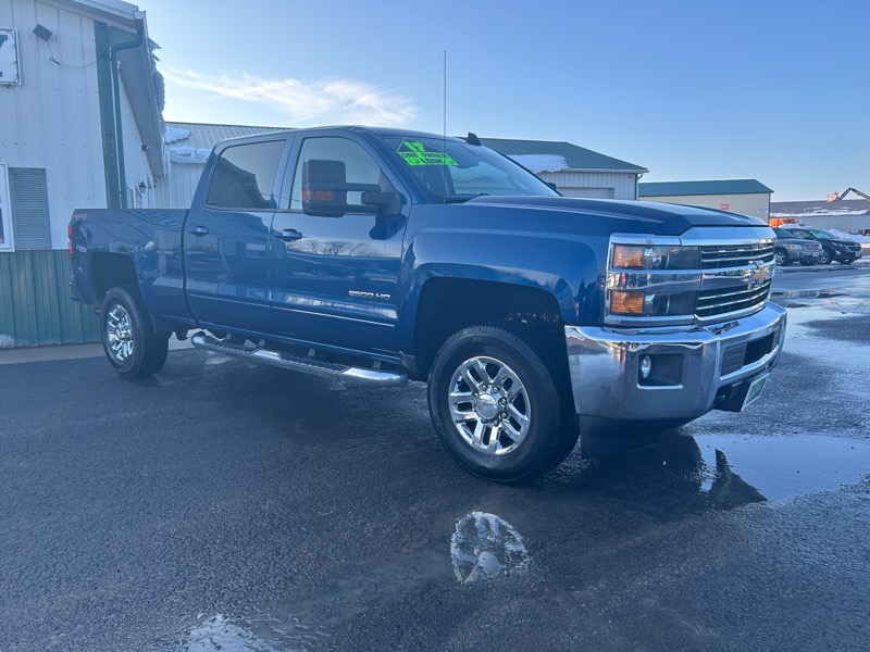 Chevrolet Silverado 2500HD LT Crew Cab 4WD 2017