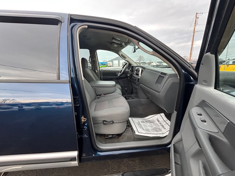 Dodge Ram 2500 Laramie Quad Cab 4WD 2007