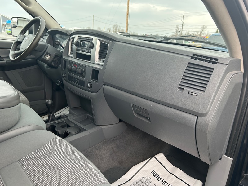Dodge Ram 2500 Laramie Quad Cab 4WD 2007
