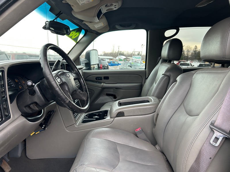 Chevrolet Silverado 3500 LT Crew Cab 4WD DRW 2006