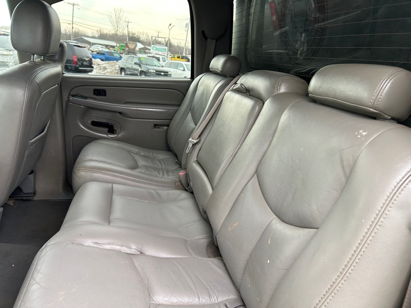 Chevrolet Silverado 3500 LT Crew Cab 4WD DRW 2006