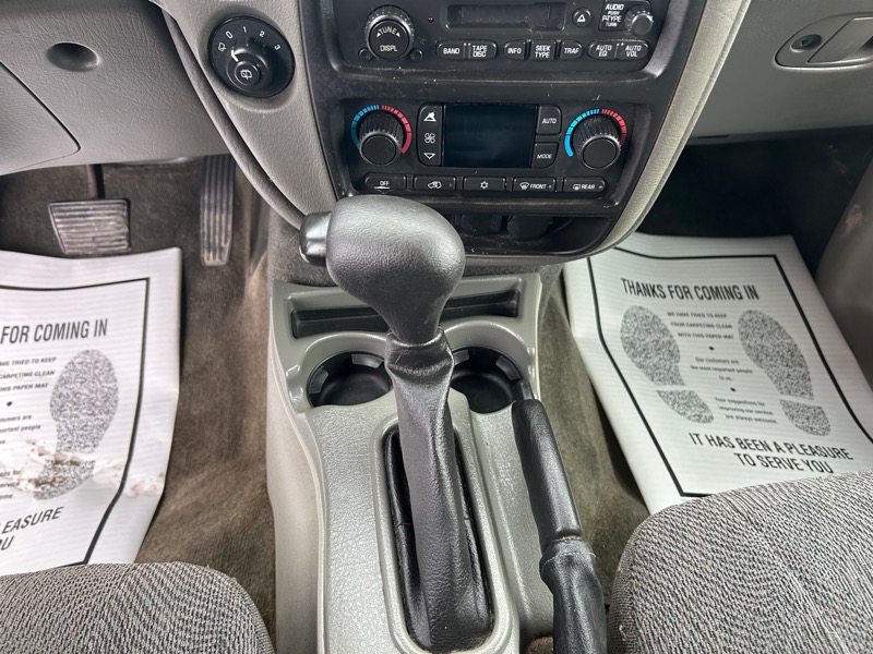 Chevrolet TrailBlazer LS 4WD 2004