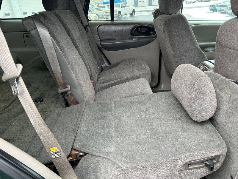 Chevrolet TrailBlazer LS 4WD 2004