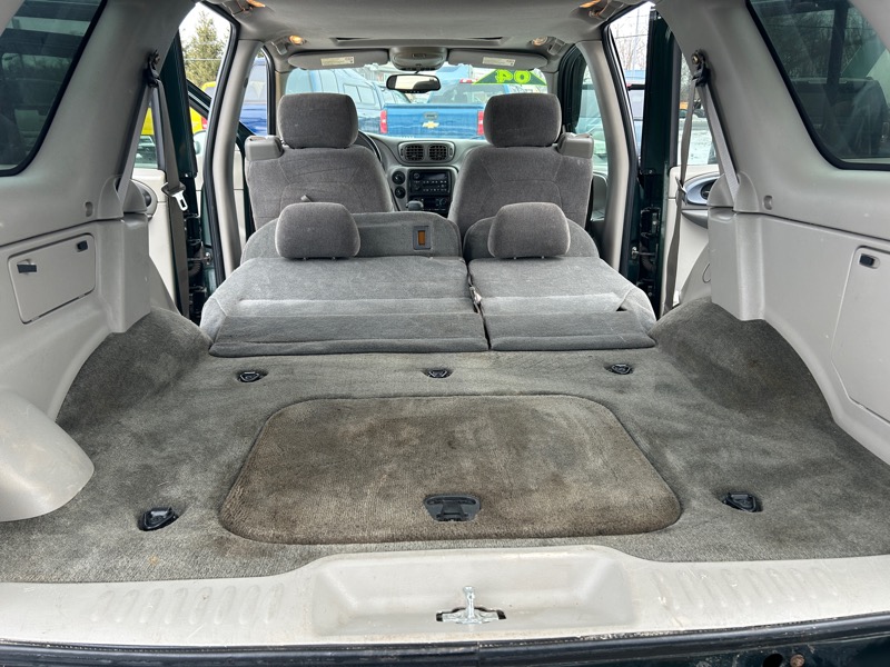 Chevrolet TrailBlazer LS 4WD 2004