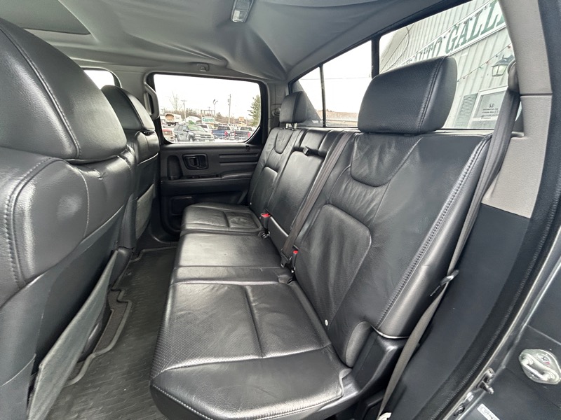Honda Ridgeline 4WD Crew Cab RTL w/Leather & Navi 2011
