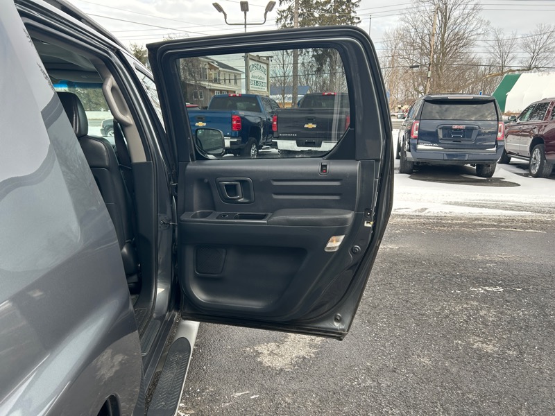 Honda Ridgeline 4WD Crew Cab RTL w/Leather & Navi 2011