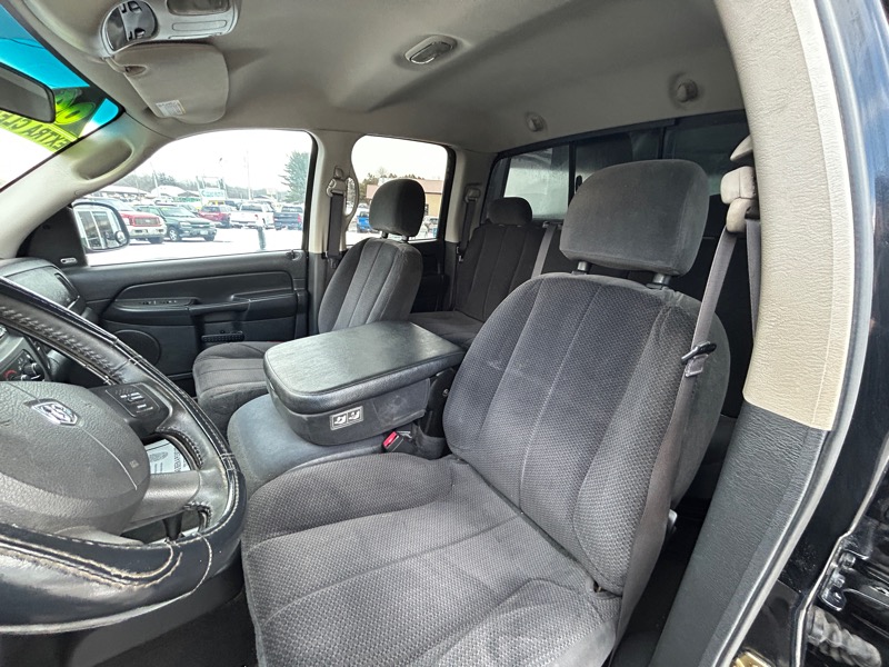 Dodge Ram 1500 Laramie Quad Cab Long Bed 4WD 2004