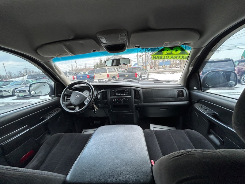 Dodge Ram 1500 Laramie Quad Cab Long Bed 4WD 2004