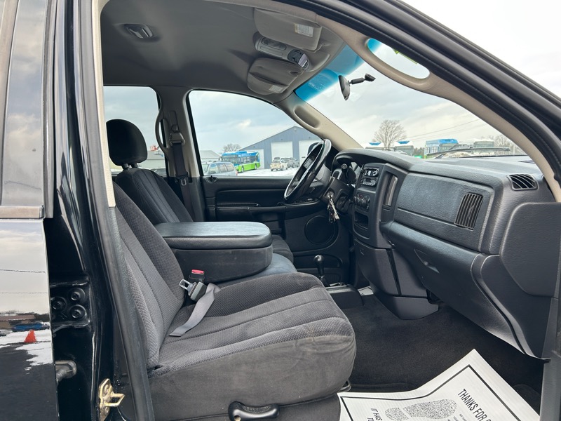 Dodge Ram 1500 Laramie Quad Cab Long Bed 4WD 2004