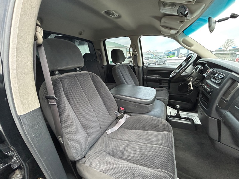 Dodge Ram 1500 Laramie Quad Cab Long Bed 4WD 2004