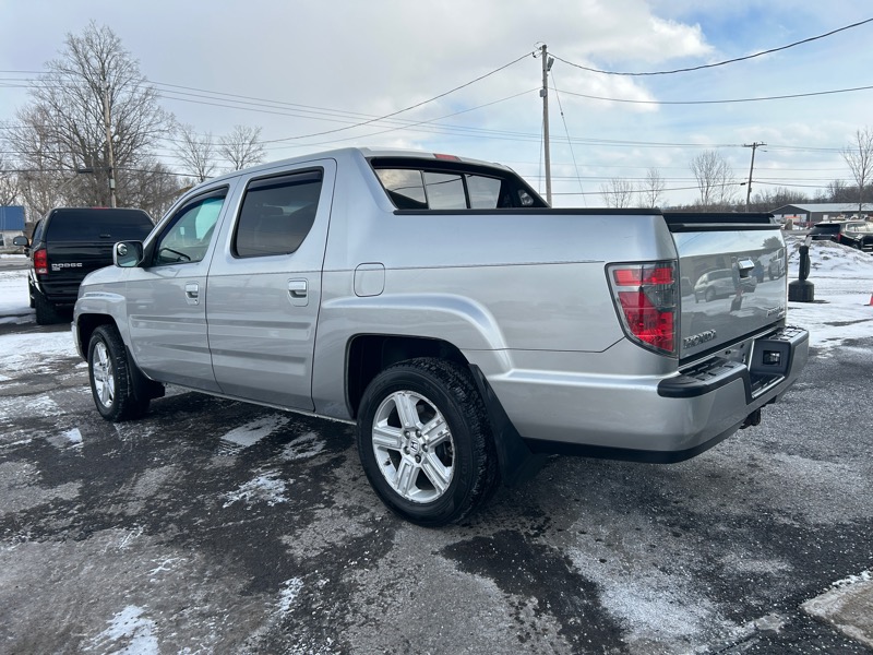 Honda Ridgeline RTL w/ Leather and Navigation 2012