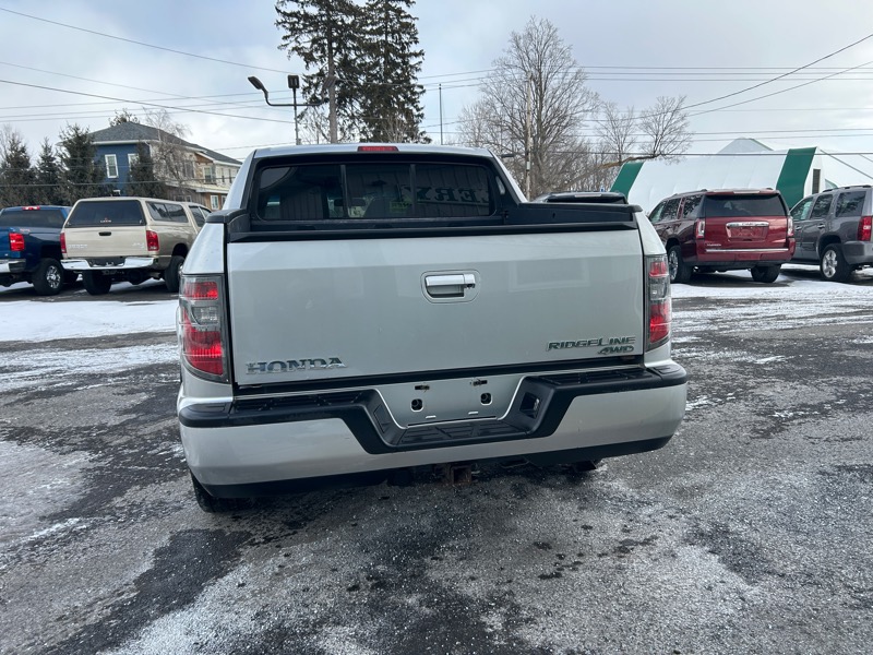 Honda Ridgeline RTL w/ Leather and Navigation 2012