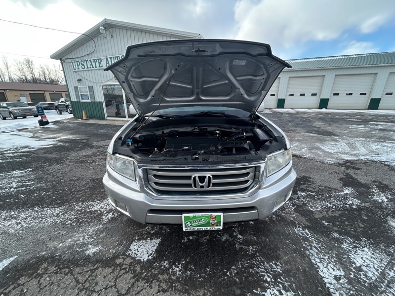 Honda Ridgeline RTL w/ Leather and Navigation 2012