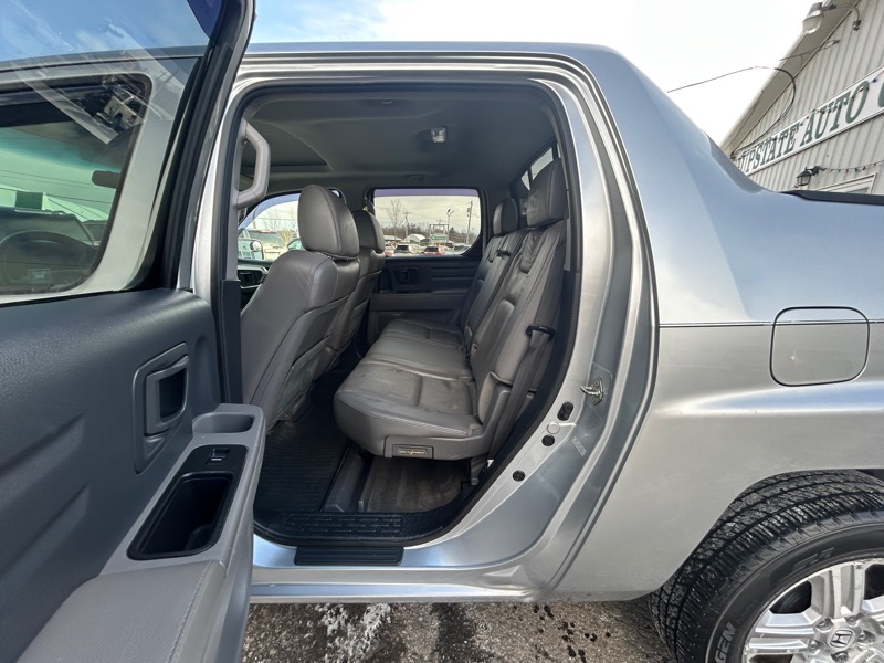Honda Ridgeline RTL w/ Leather and Navigation 2012