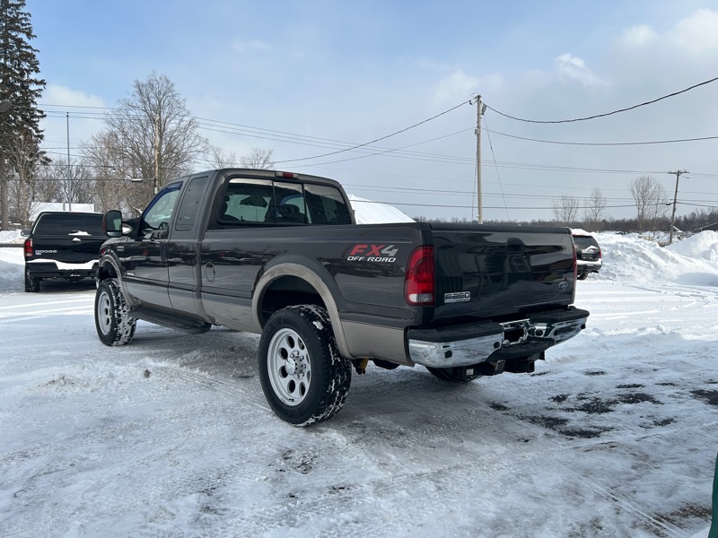 Ford F-250 SD Lariat SuperCab 4WD 2005