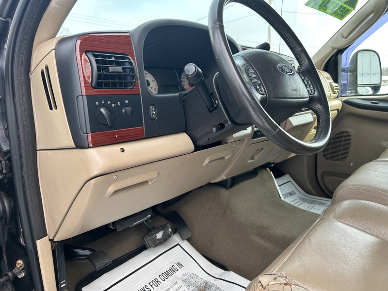 Ford F-250 SD Lariat SuperCab 4WD 2005