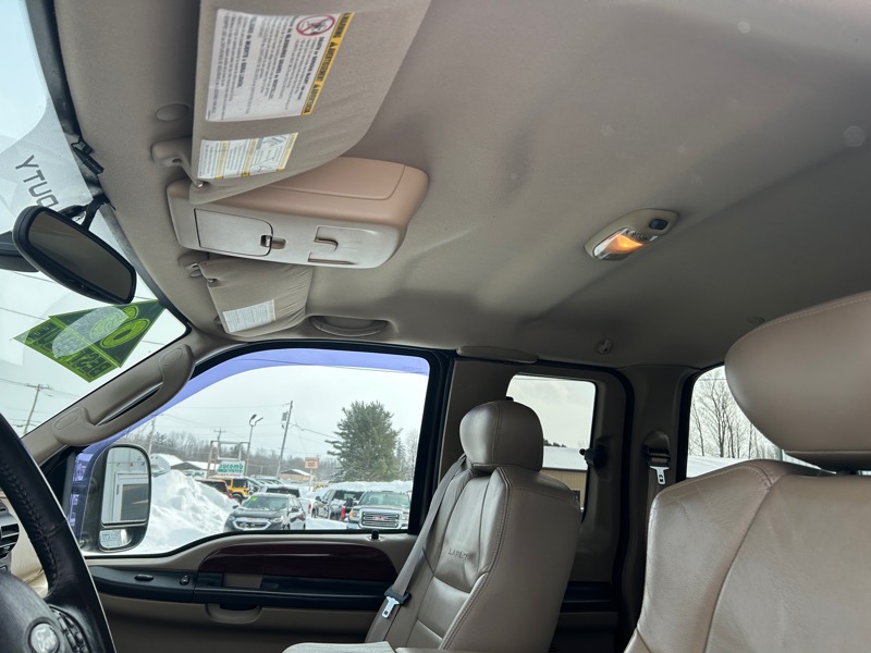 Ford F-250 SD Lariat SuperCab 4WD 2005