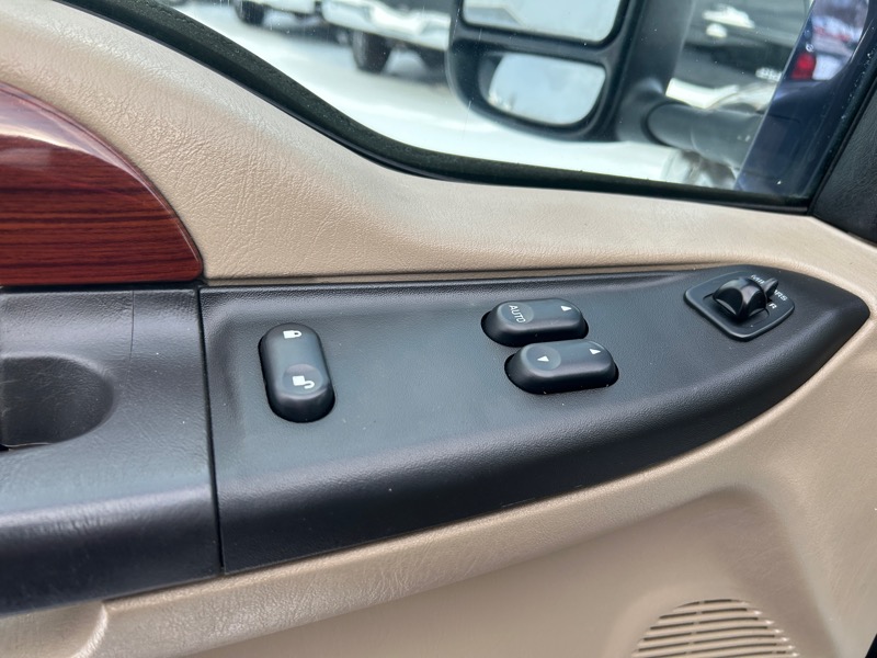 Ford F-250 SD Lariat SuperCab 4WD 2005