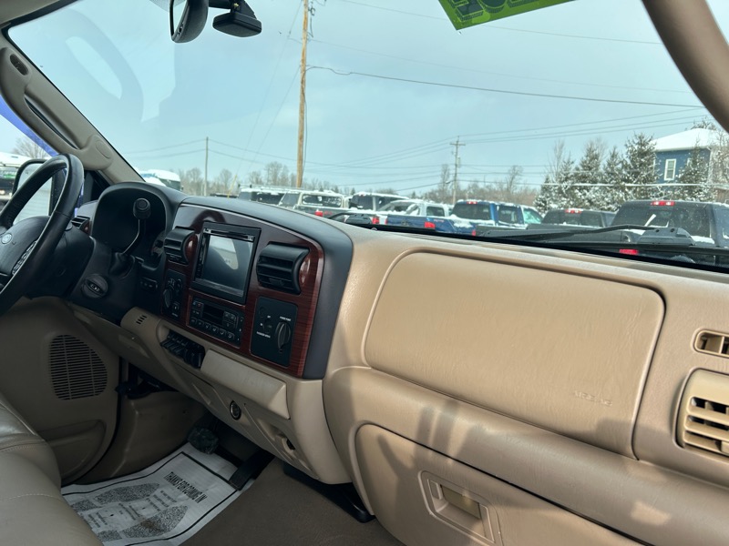 Ford F-250 SD Lariat SuperCab 4WD 2005