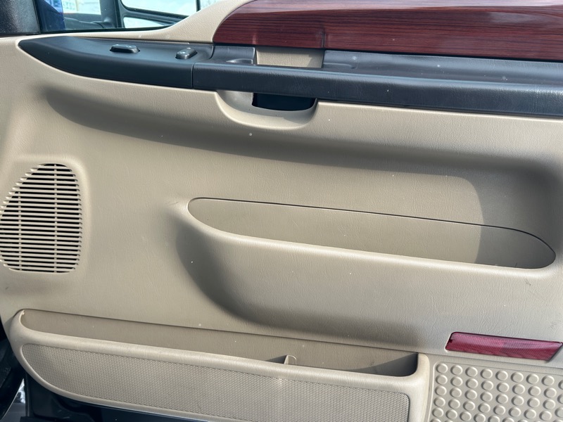 Ford F-250 SD Lariat SuperCab 4WD 2005