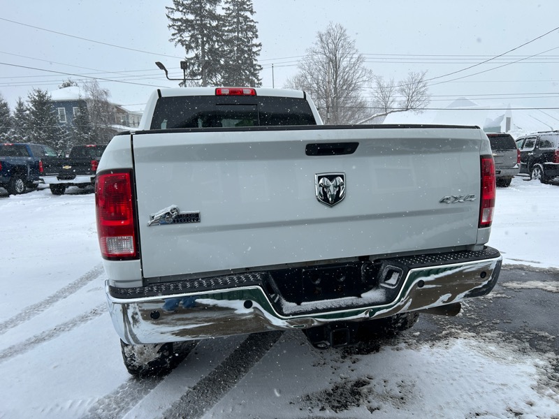 RAM 3500 SLT Crew Cab SWB 4WD 2015