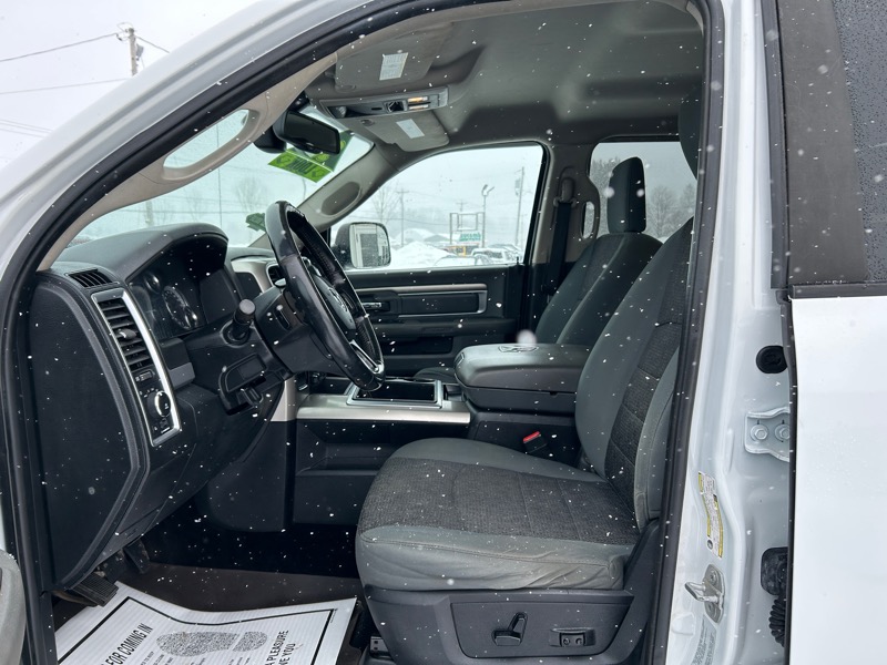 RAM 3500 SLT Crew Cab SWB 4WD 2015