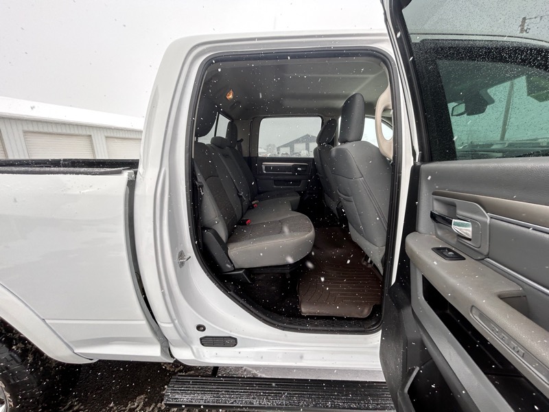 RAM 3500 SLT Crew Cab SWB 4WD 2015