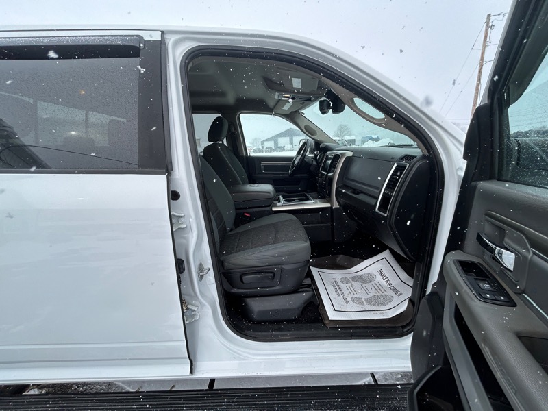 RAM 3500 SLT Crew Cab SWB 4WD 2015