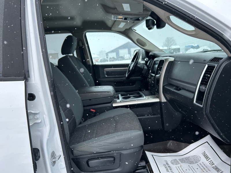 RAM 3500 SLT Crew Cab SWB 4WD 2015