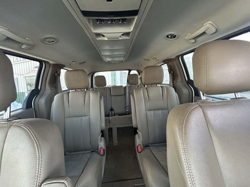 Chrysler Town & Country Touring 2016