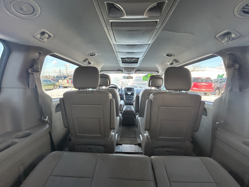 Chrysler Town & Country Touring 2016