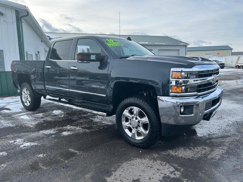 Chevrolet Silverado 2500HD LTZ Crew Cab 4WD 2019