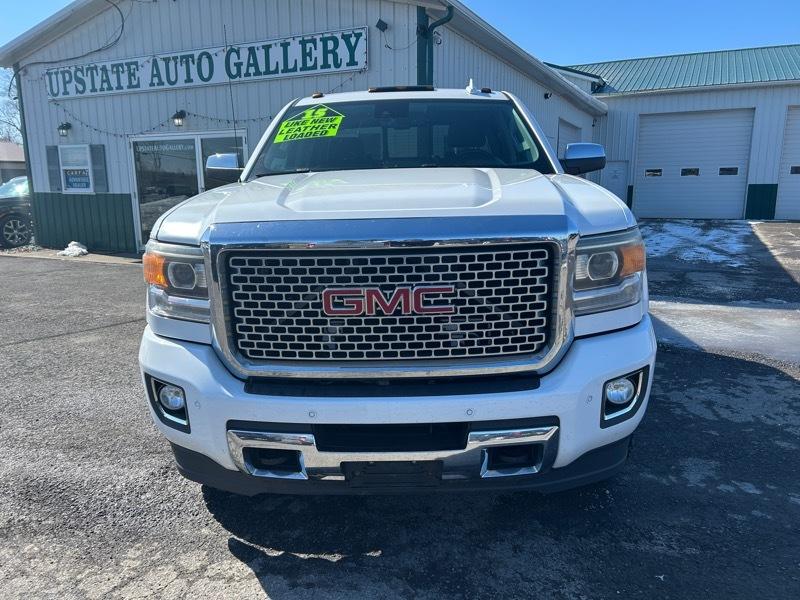 GMC Sierra 2500HD Denali Crew Cab 4WD 2015