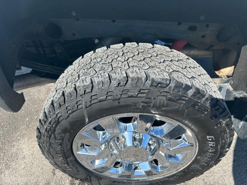 GMC Sierra 2500HD Denali Crew Cab 4WD 2015