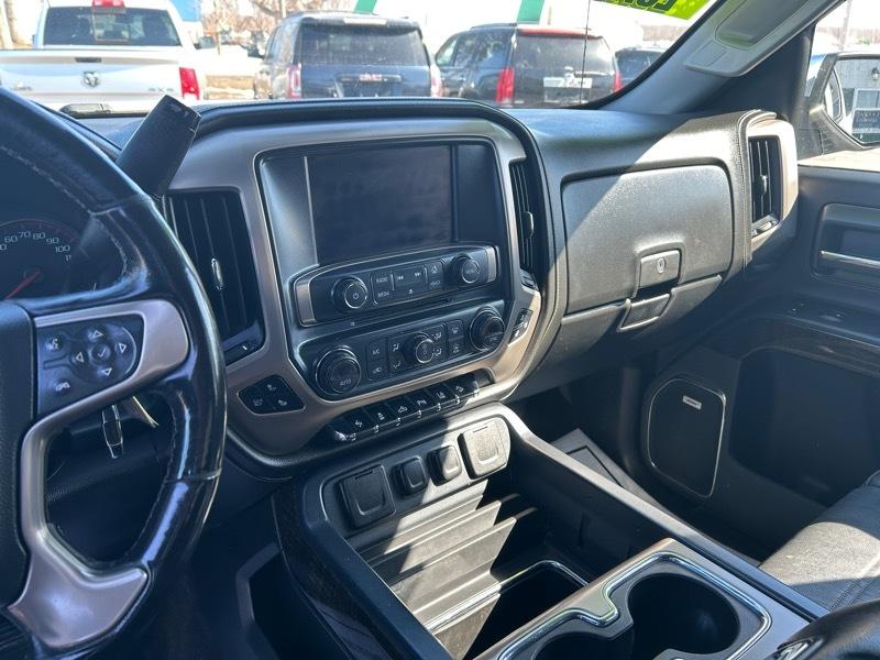 GMC Sierra 2500HD Denali Crew Cab 4WD 2015