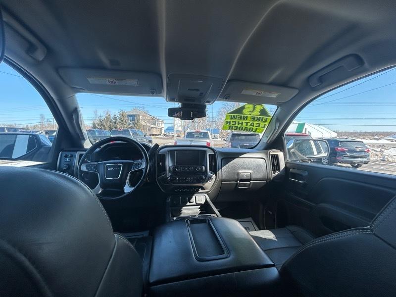 GMC Sierra 2500HD Denali Crew Cab 4WD 2015