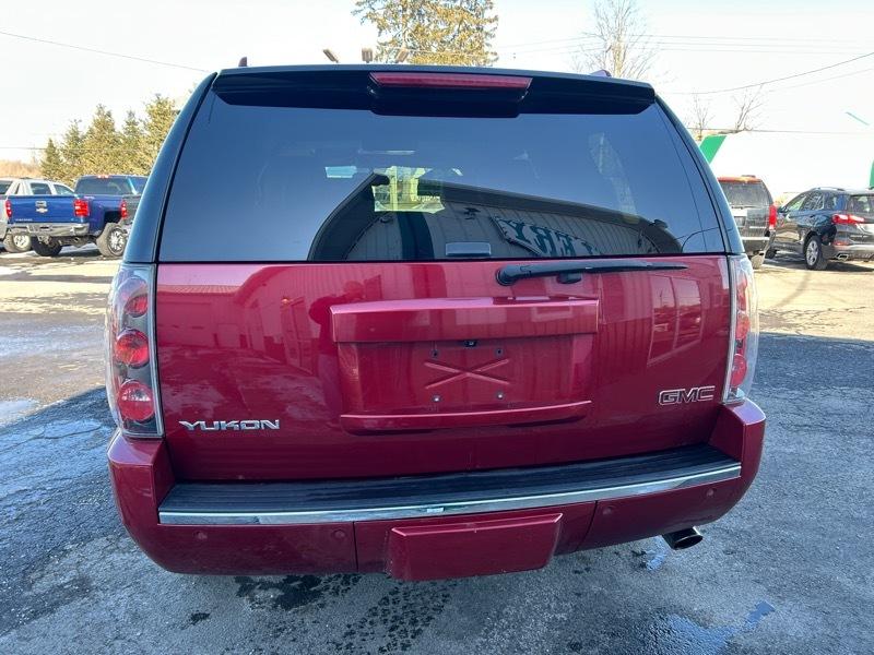 GMC Yukon Denali 4WD 2014