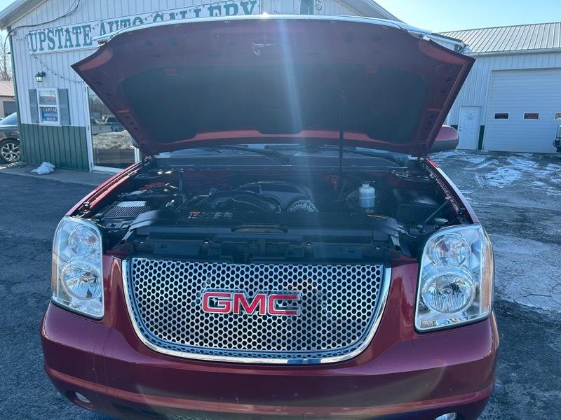 GMC Yukon Denali 4WD 2014