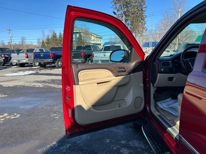 GMC Yukon Denali 4WD 2014