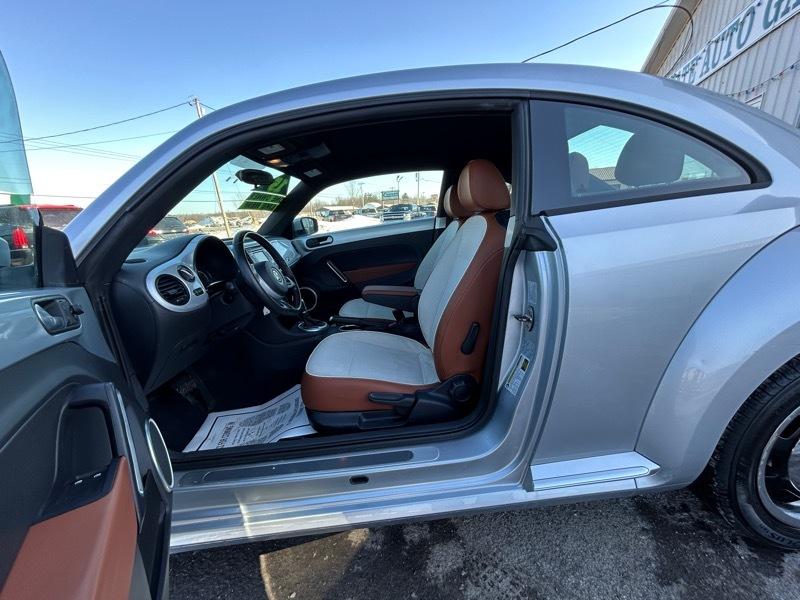 Volkswagen Beetle 1.8T Classic 2015