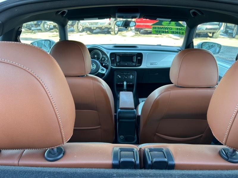 Volkswagen Beetle 1.8T Classic 2015