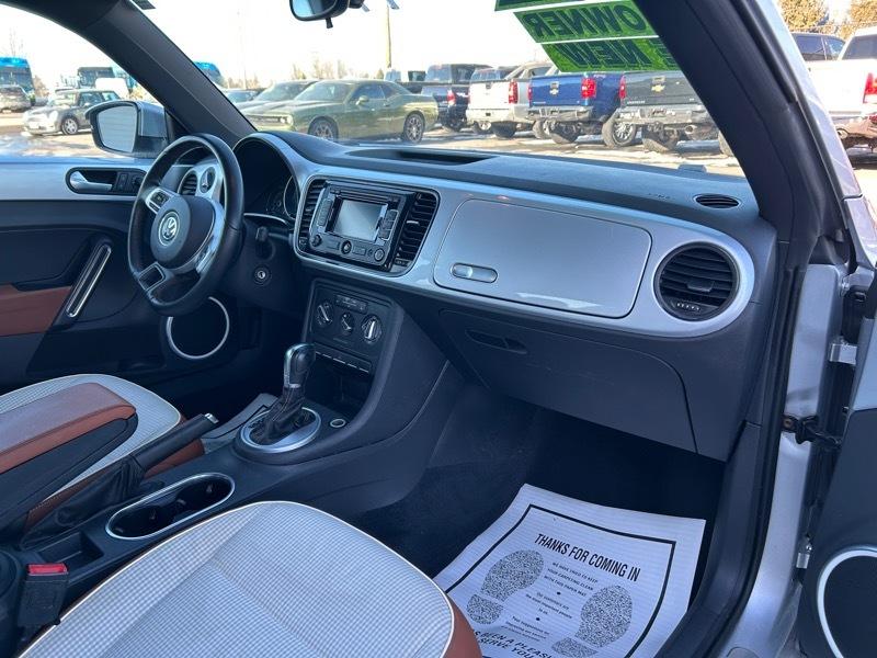 Volkswagen Beetle 1.8T Classic 2015