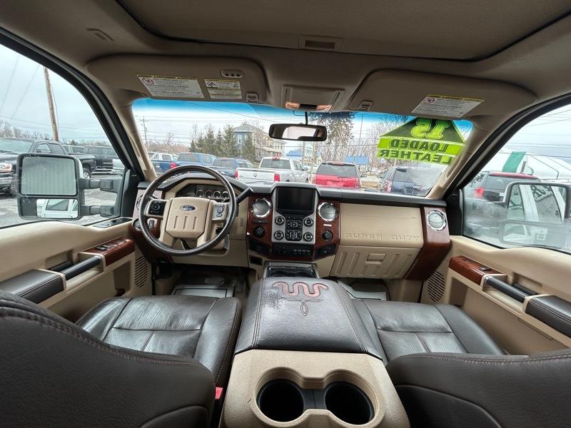 Ford F-250 SD XLT Crew Cab Long Bed 4WD 2015