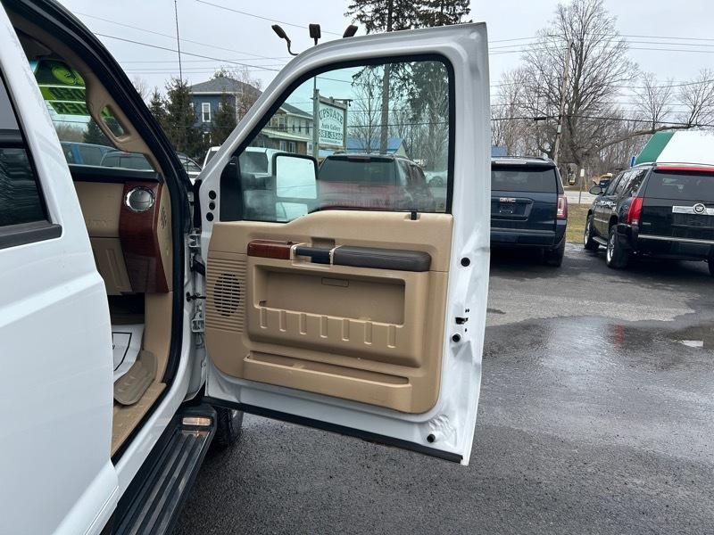 Ford F-250 SD XLT Crew Cab Long Bed 4WD 2015