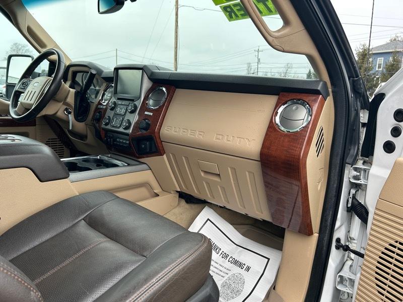 Ford F-250 SD XLT Crew Cab Long Bed 4WD 2015