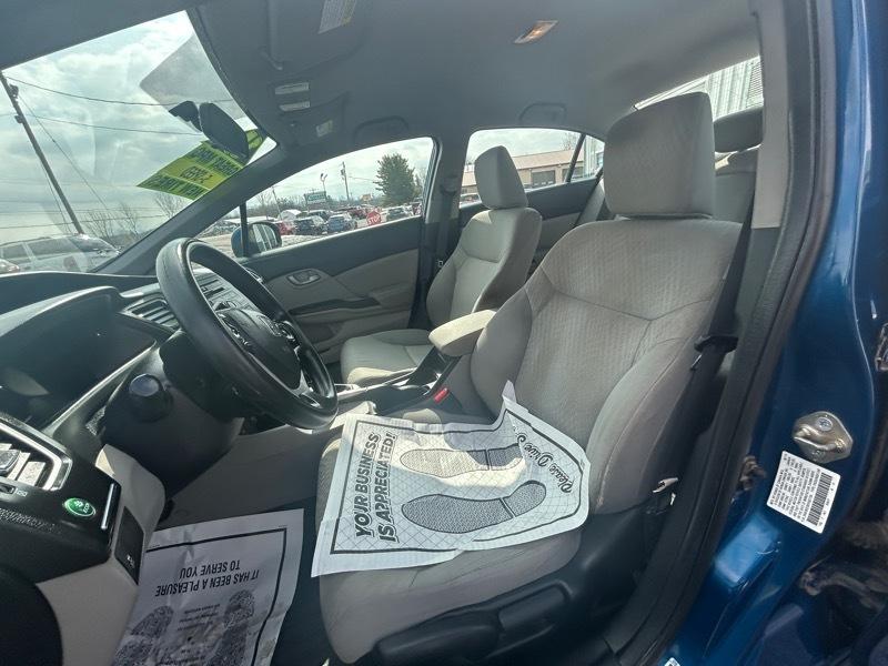 Honda Civic LX Sedan 5-Speed MT 2015