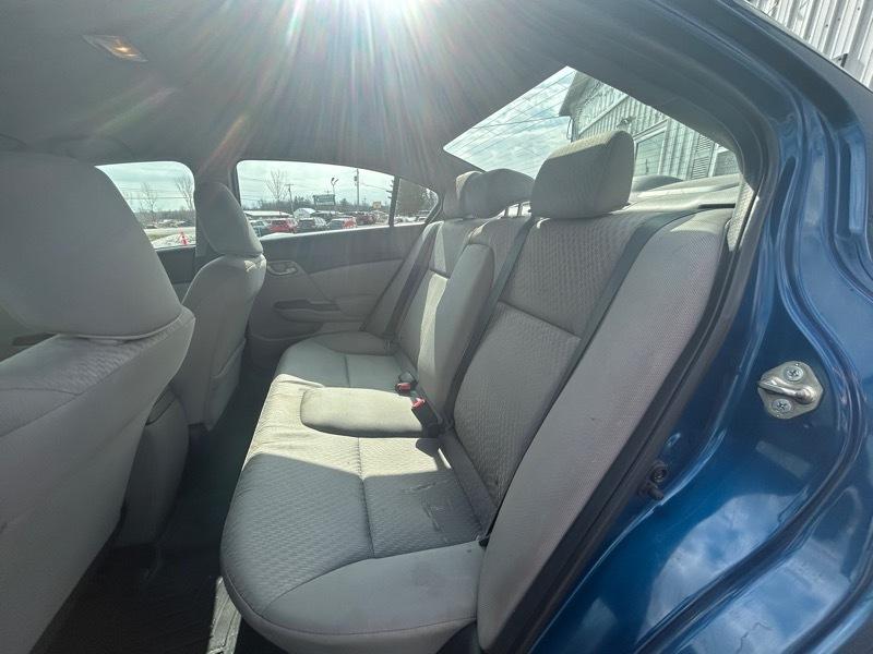 Honda Civic LX Sedan 5-Speed MT 2015