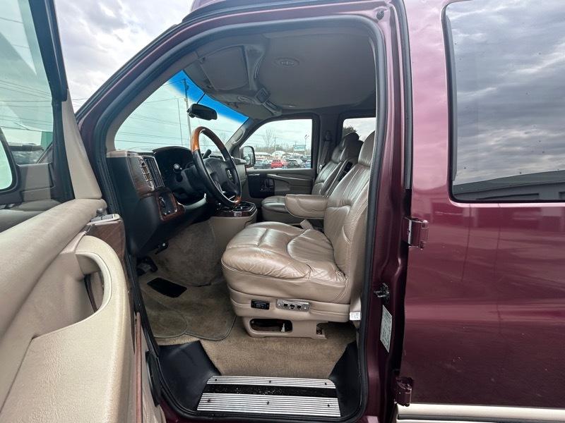 Chevrolet Express 1500 Cargo 2004