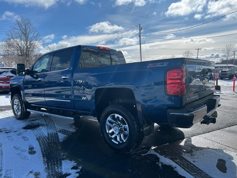 Chevrolet Silverado 3500HD LTZ Crew Cab 4WD 2017