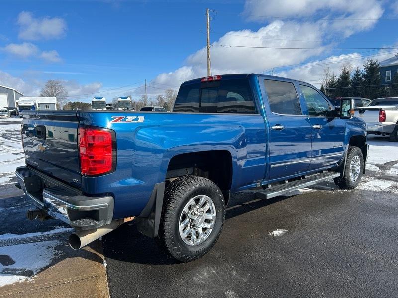 Chevrolet Silverado 3500HD LTZ Crew Cab 4WD 2017